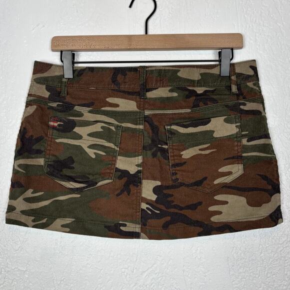 Urban Outfitters Corduroy Camo Micro Mini Skirt Size Medium - Picture 2 of 4